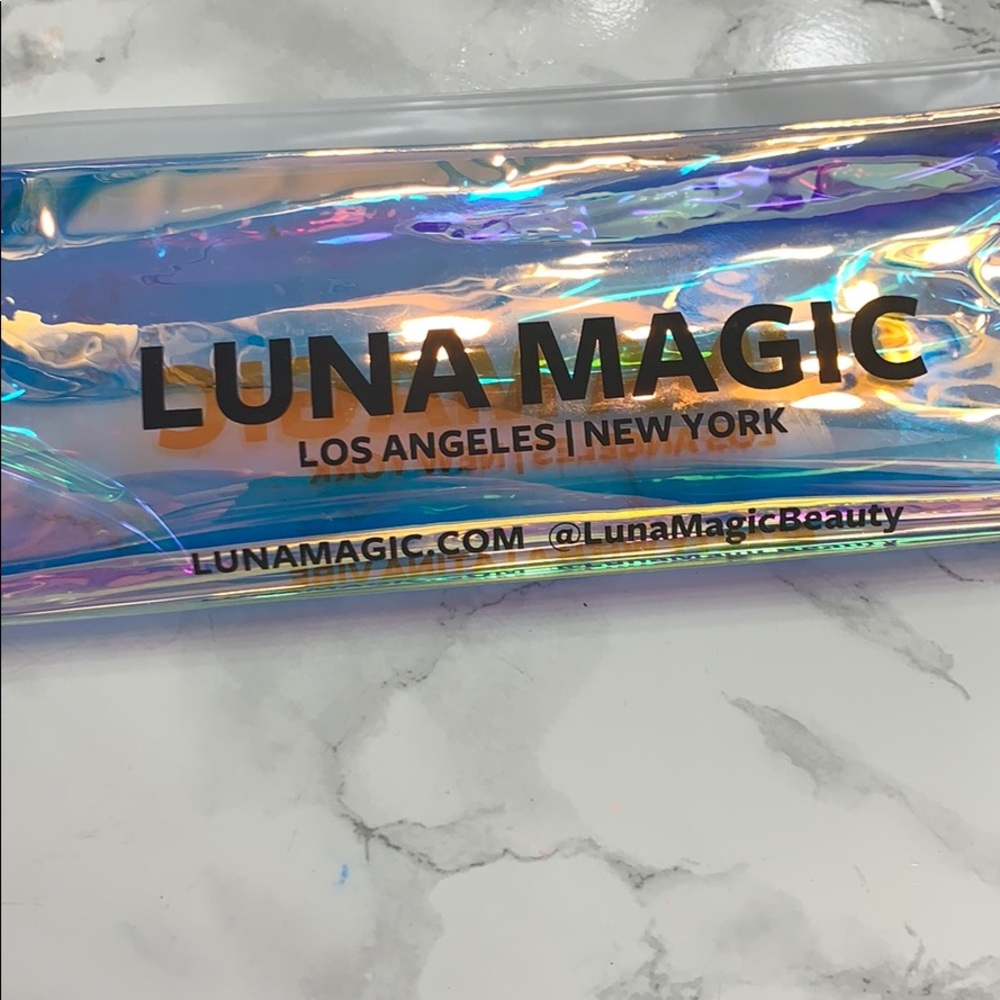 Makeup brushes - Picture 3 of 6